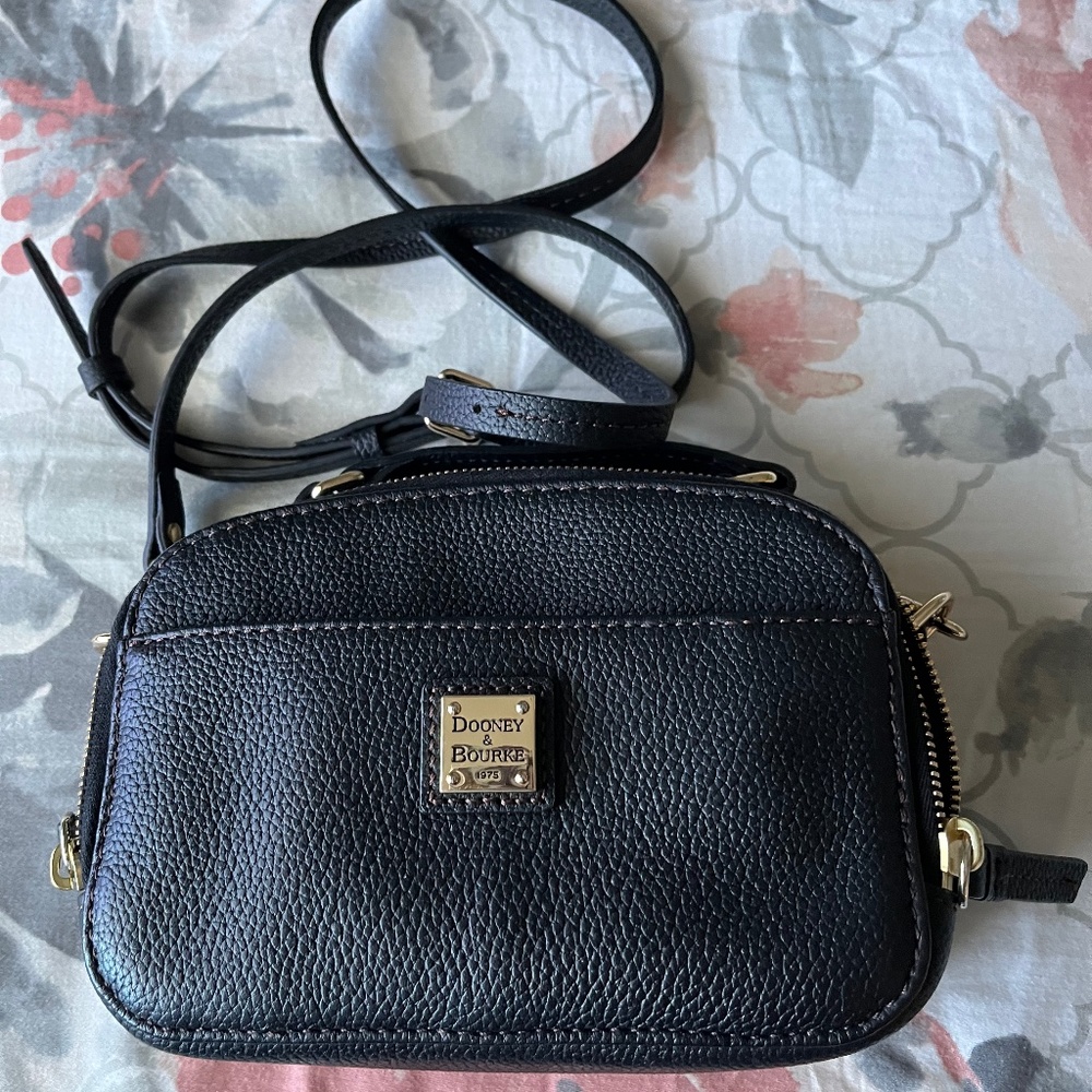 Dooney & Bourke Ambler